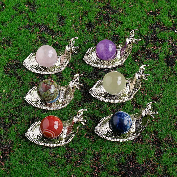 Soporte para bolas de cristal natural de Olivenorma, pequeño caracol decorativo con piedras preciosas