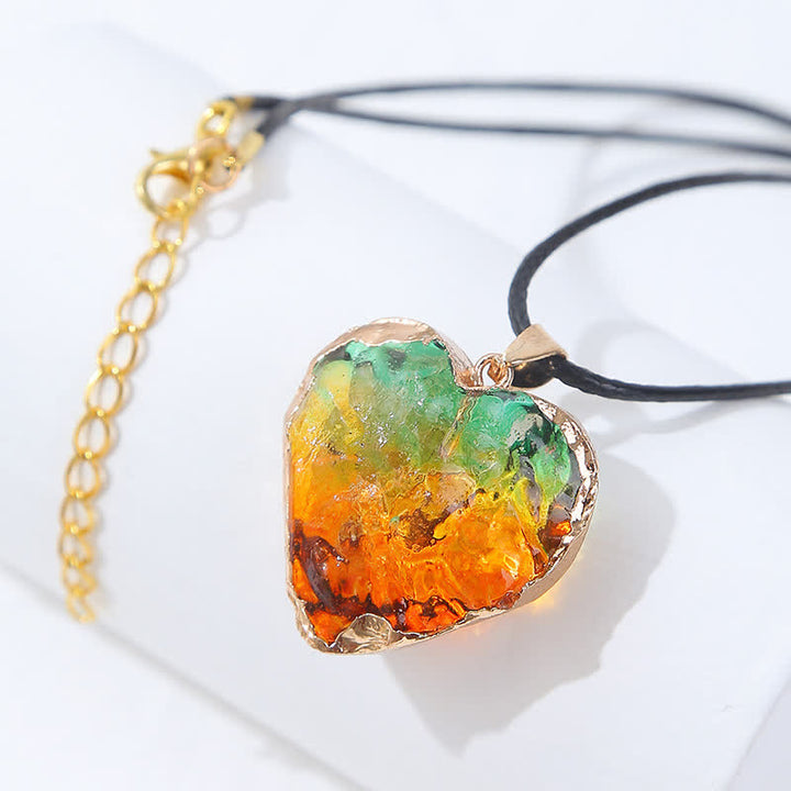 Collar de fluorita de cristal con forma de corazón creativo