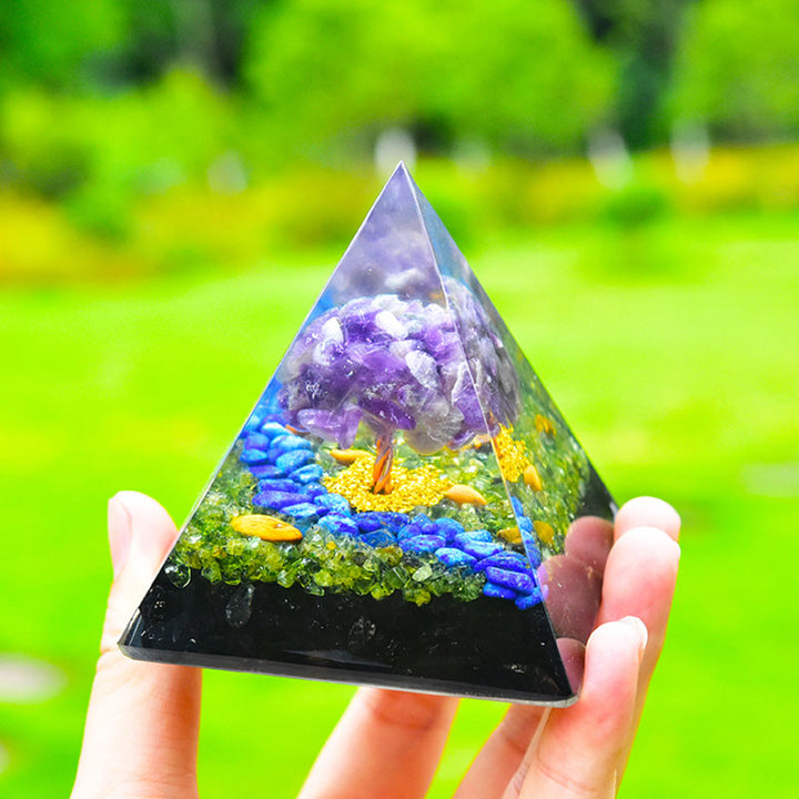 Pirámide de orgón del árbol de la vida de lapislázuli, obsidiana, peridoto y amatista de Olivenorma