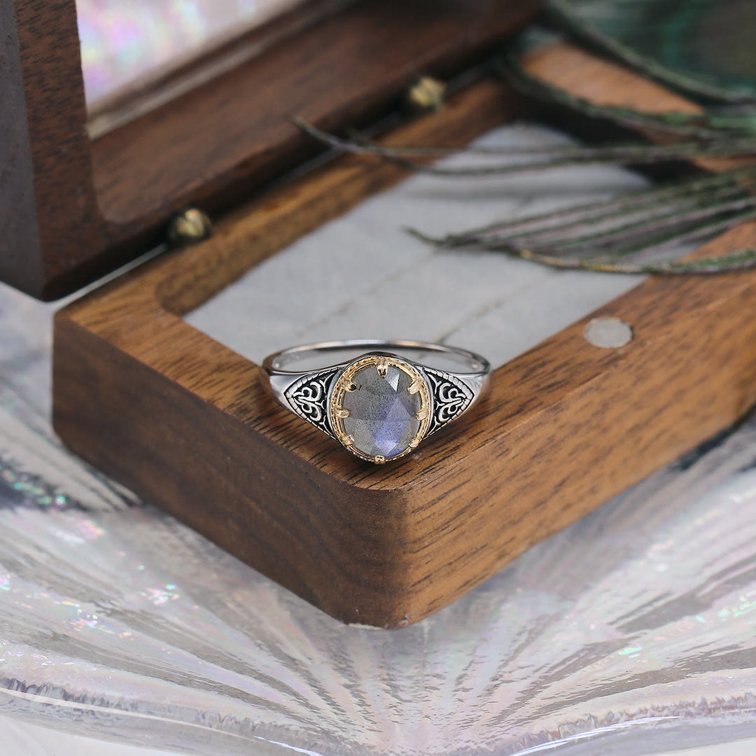 Anillo de plata de ley 925 con labradorita natural de Olivenorma