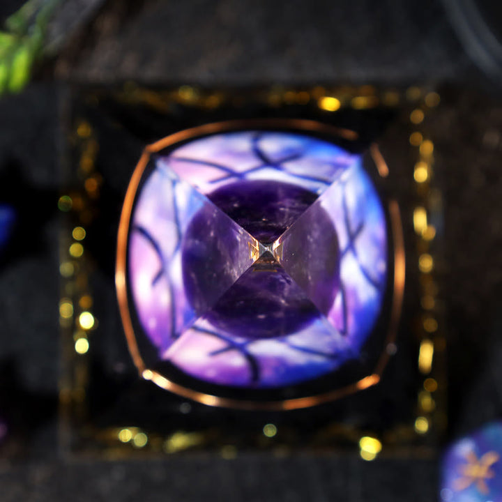 Pirámide de orgón de Piscis del zodíaco con grava de obsidiana y bola de amatista de Olivenorma 
