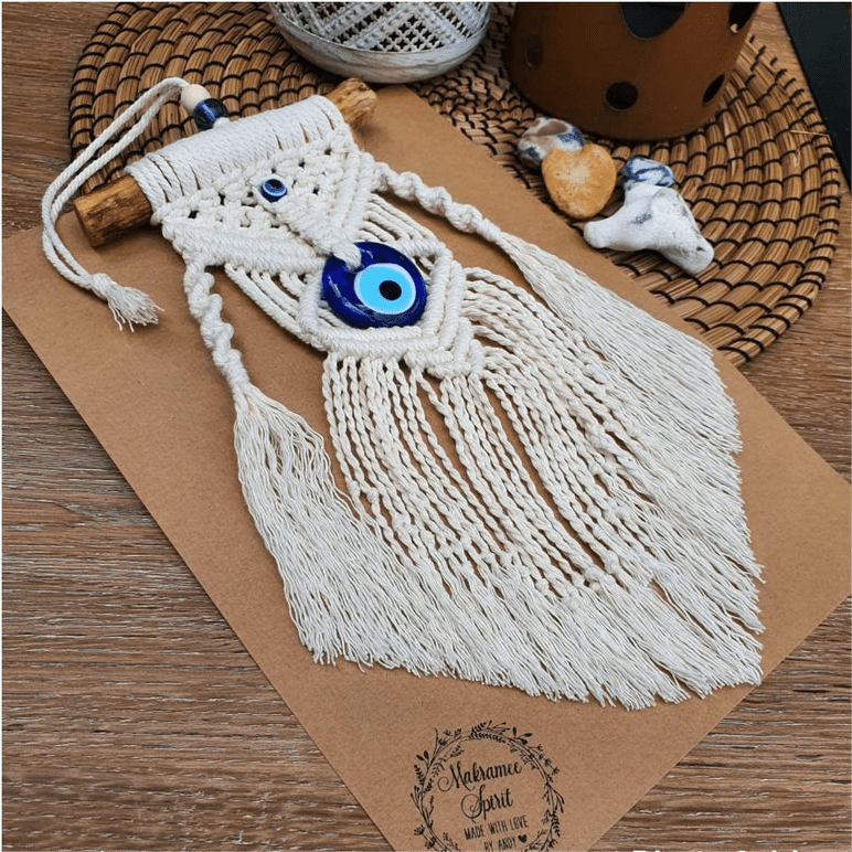 Adorno decorativo para colgar en la pared con forma de ojo malvado de Olivenorma