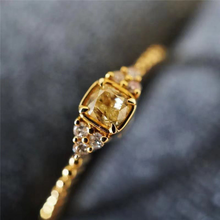 Anillo delicado de citrino natural de Olivenorma