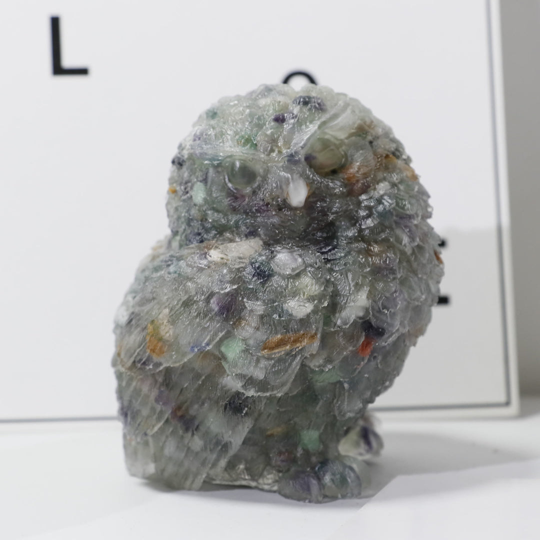 Adorno de piedra preciosa tallada en forma de búho de cristal natural de Olivenorma