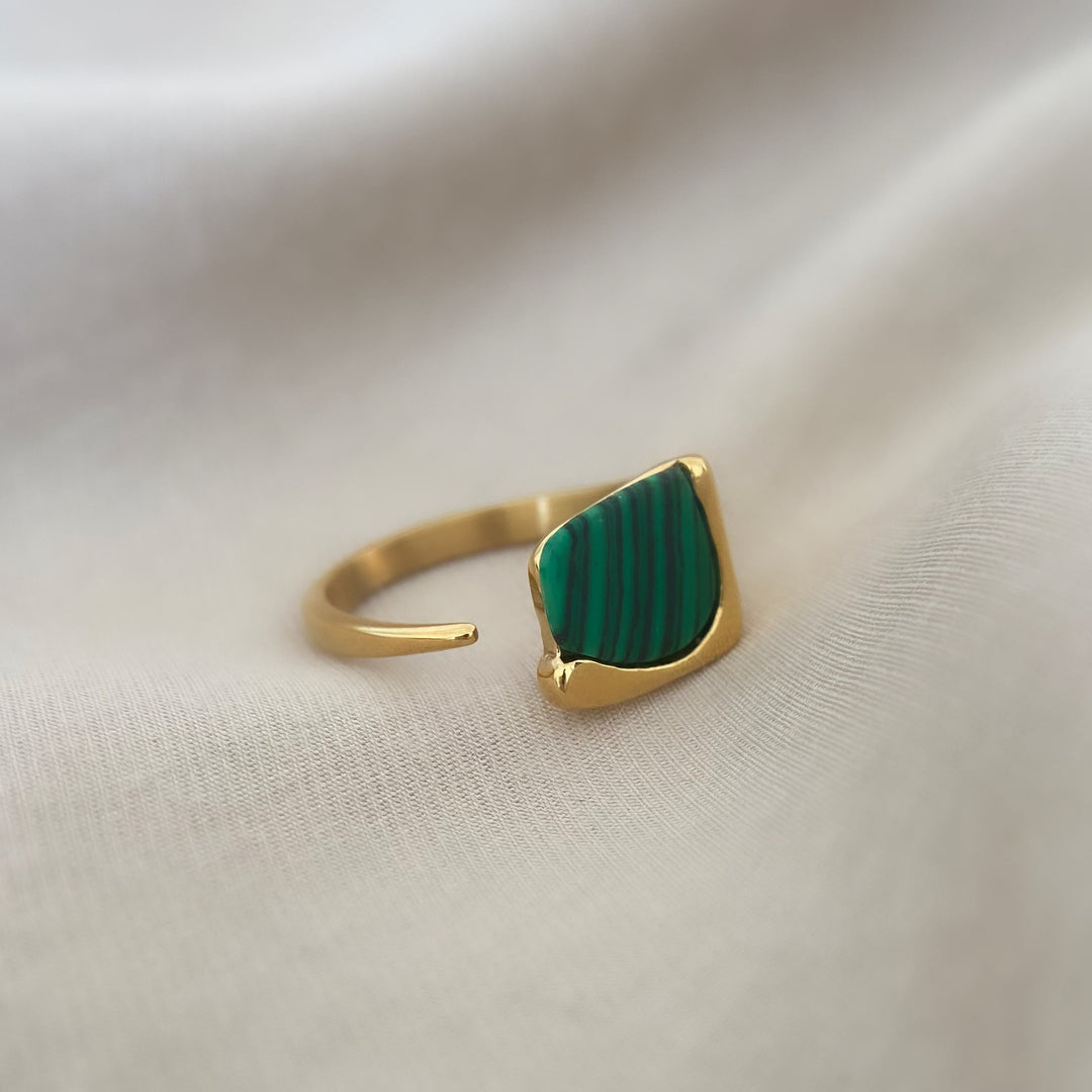 Anillo de piedra preciosa de malaquita de Olivenorma