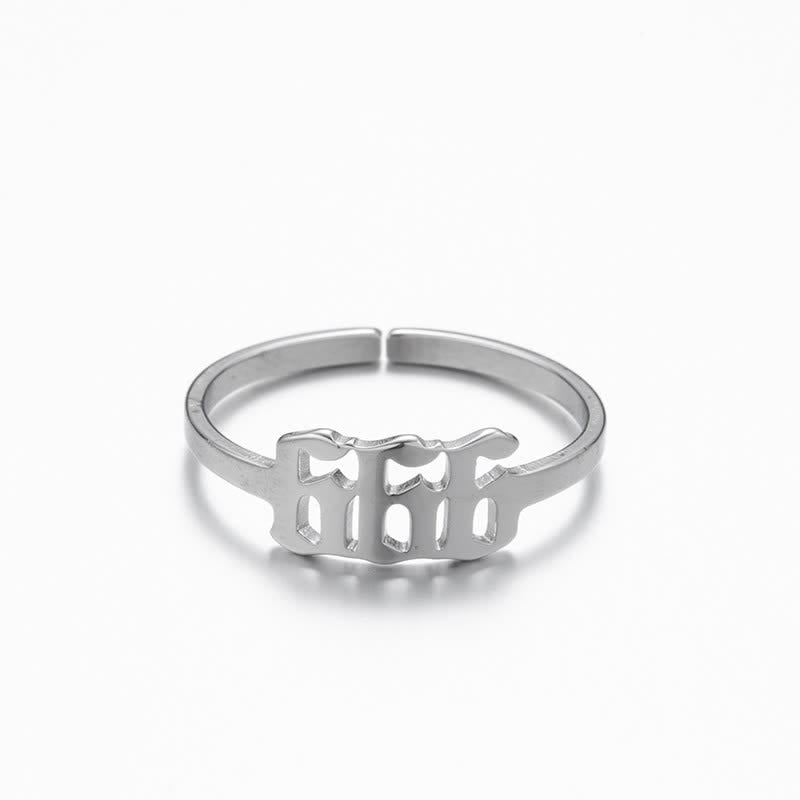 Anillo de la suerte minimalista con número angelical