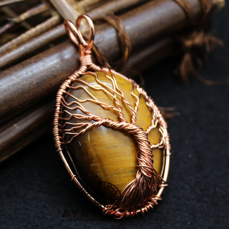 Collar con piedra preciosa del árbol de la vida y ojo de tigre ovalado de Olivenorma