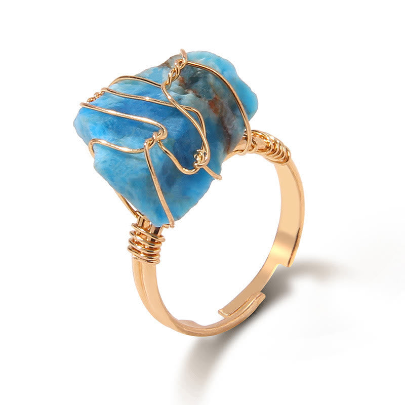 Anillo de piedra preciosa envuelta en alambre irregular en bruto natural de Olivenorma