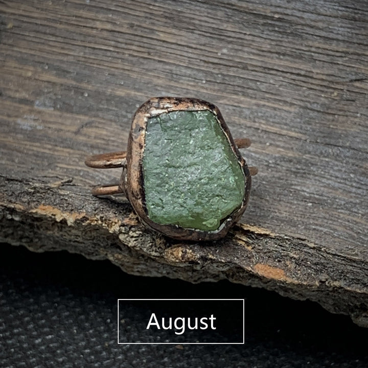 Anillo ajustable con doce piedras de nacimiento de piedra irregular natural en bruto de Olivenorma 