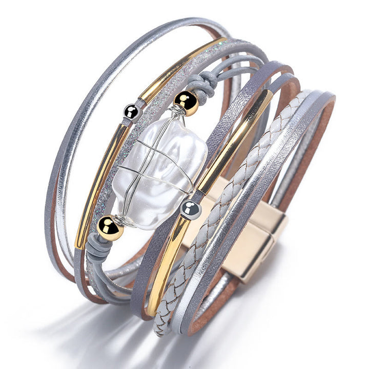 Pulsera de cuero trenzado con perlas naturales de agua dulce de Olivenorma 