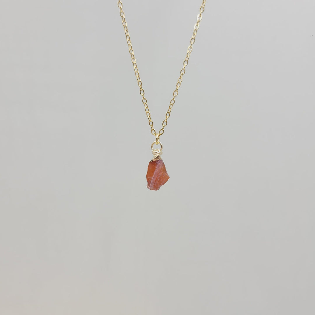 Collar de gemas de piedra cruda de cristal irregular de Olivenorma