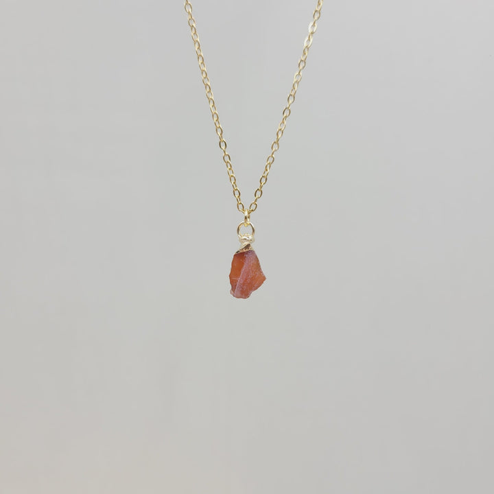 Collar de gemas de piedra cruda de cristal irregular de Olivenorma