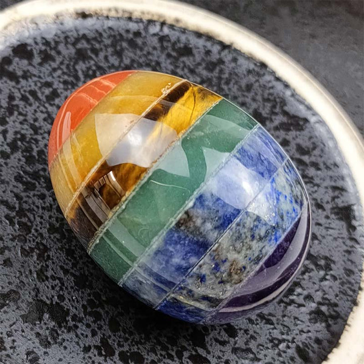 Huevo de cristal del espíritu creativo del chakra de Pascua de Olivenorma