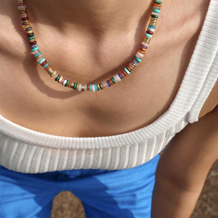 Pulsera y collar con piedras preciosas y cuentas redondas de cristal mixtas estilo bohemio de Olivenorma 