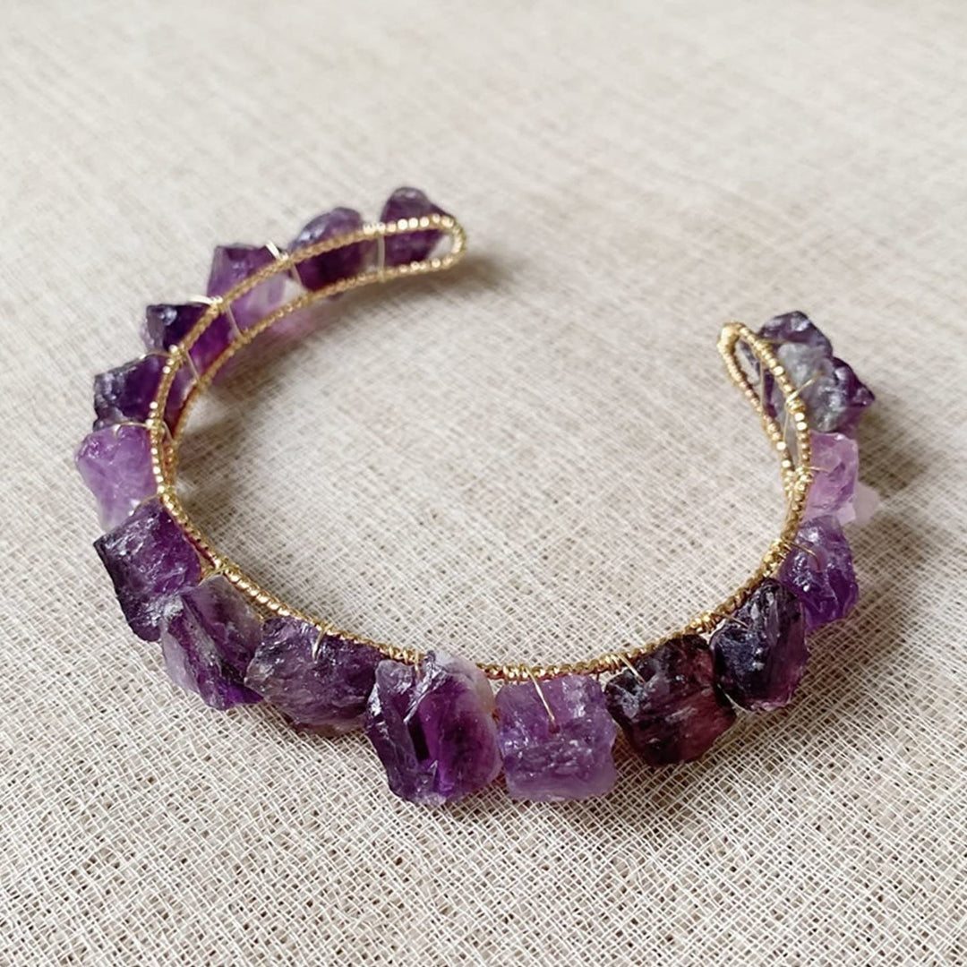 Pulsera de alambre enrollado con cuentas de grava de cristal natural de Olivenorma