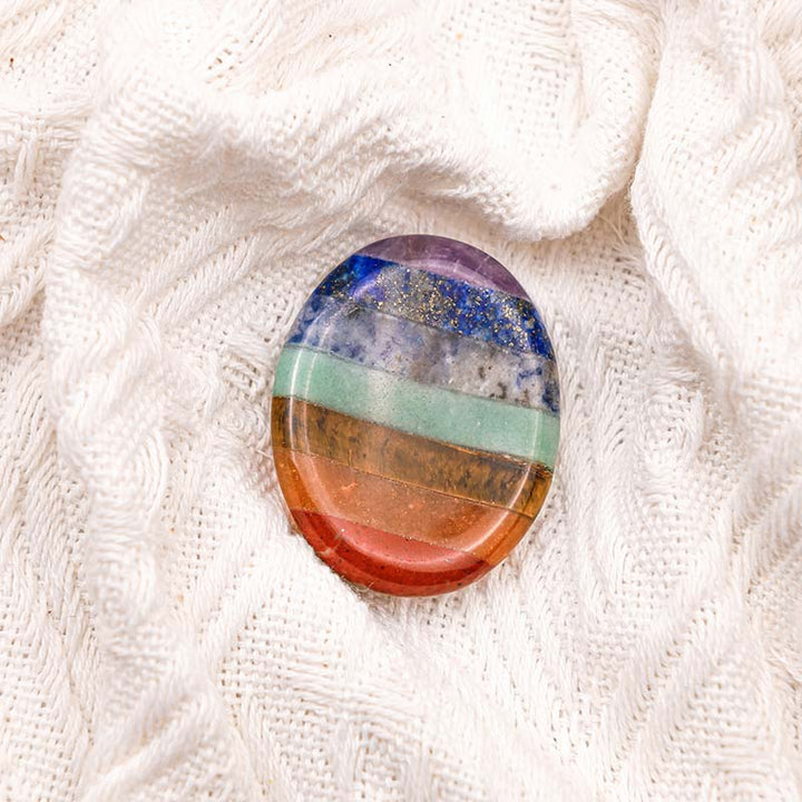 Piedra de preocupación para el pulgar del chakra Olivenorma