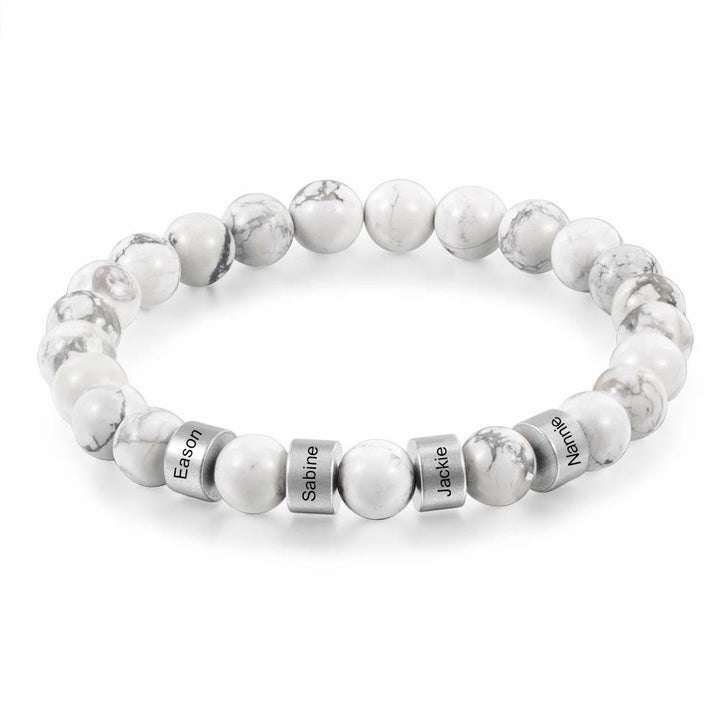 Pulsera de hombre personalizada con cuentas grabadas en piedra natural de Olivenorma