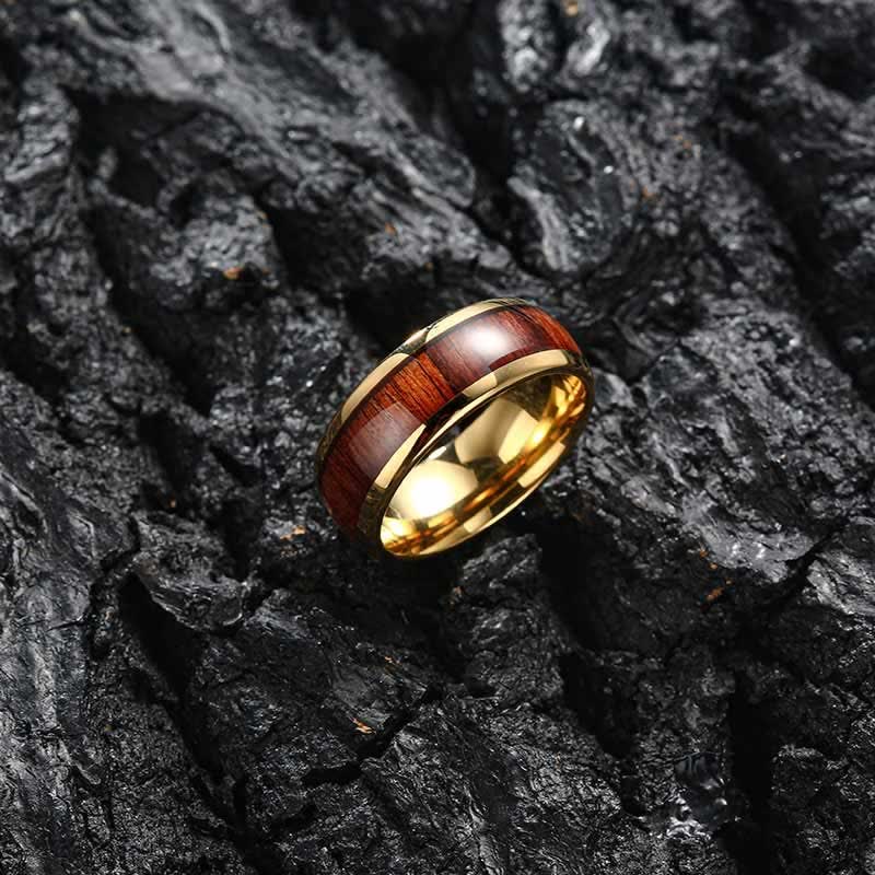 Anillo de carburo de tungsteno con concha de abulón y madera de koa de Olivenorma 