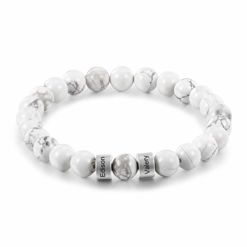 Pulsera de hombre personalizada con cuentas grabadas en piedra natural de Olivenorma