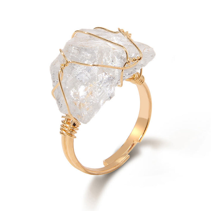 Anillo de piedra preciosa envuelta en alambre irregular en bruto natural de Olivenorma