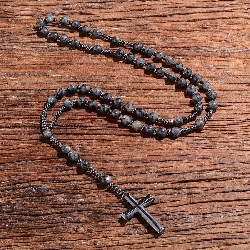 Collar rosario para hombre con cruz de lapislázuli y ojo de tigre de Olivenorma