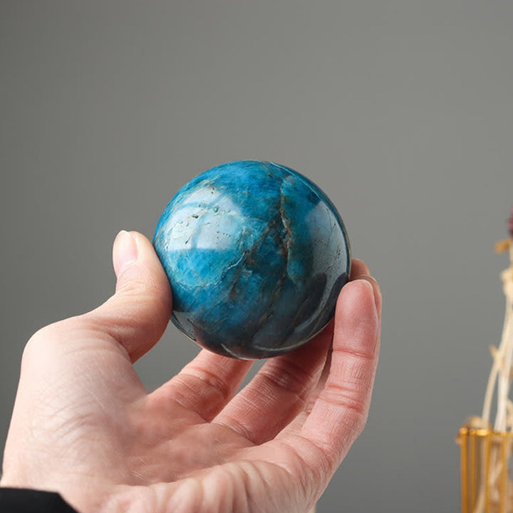 Esfera de cristal de apatita azul para fortalecer 