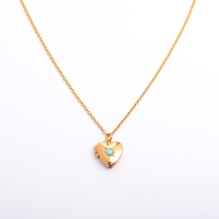 Collar con forma de corazón y piedra natal "Shine in My Heart" de Olivenorma 