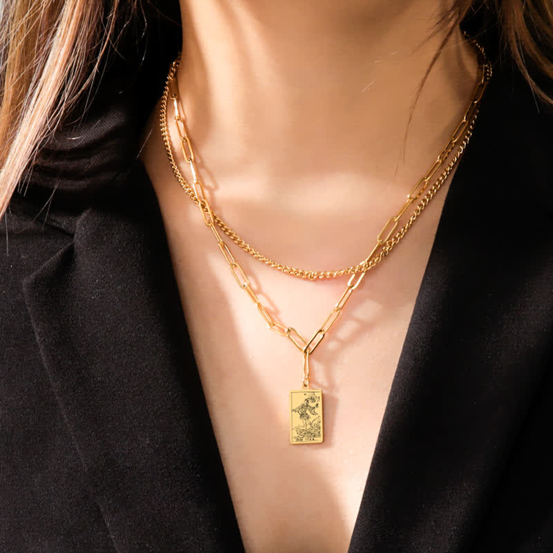Collar de doble cadena con la carta del tarot de Olivenorma