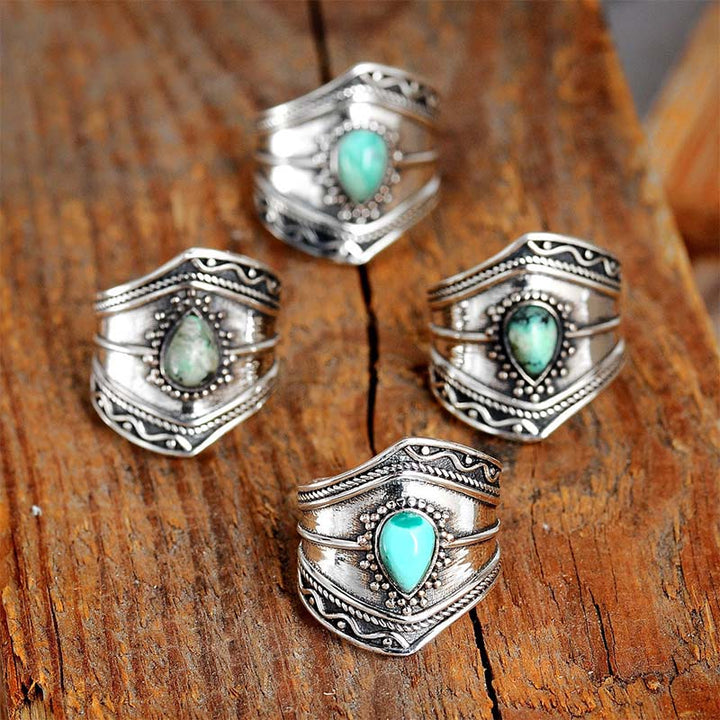 Anillo Reki turquesa con forma de gota de agua estilo boho de Olivenorma