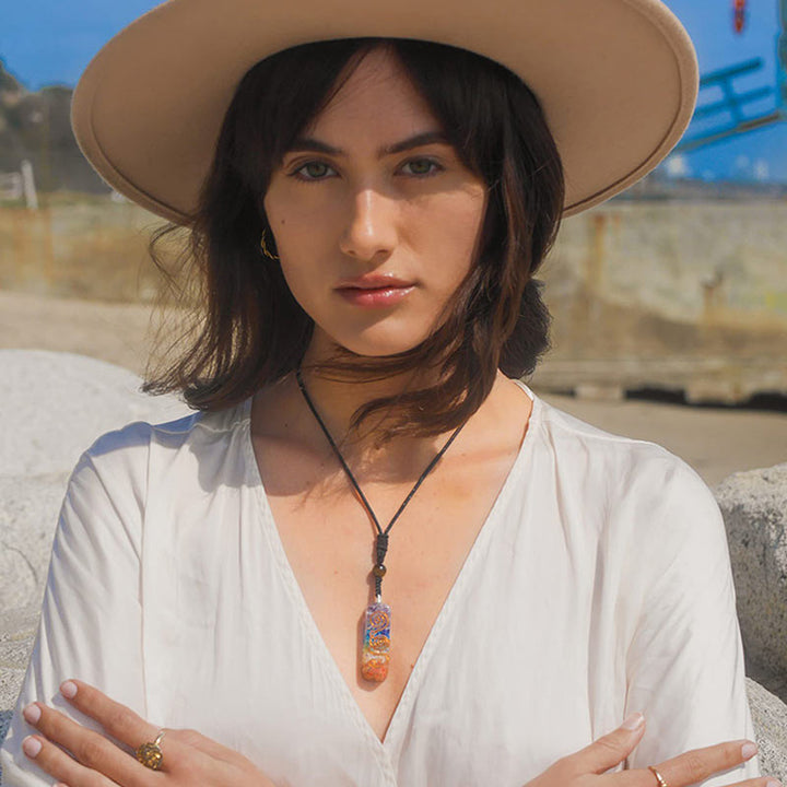 Collar de sanación de chakras con orgón de Olivenorma 