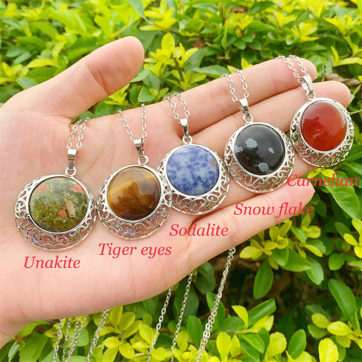 Collar ajustable con piedra auténtica y cristal redondo de Olivenorma 